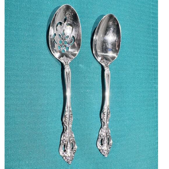 Oneida USA Michelangelo Stainless Solid and Slotted Serving Spoons-Set of 2 - Picture 4 of 5